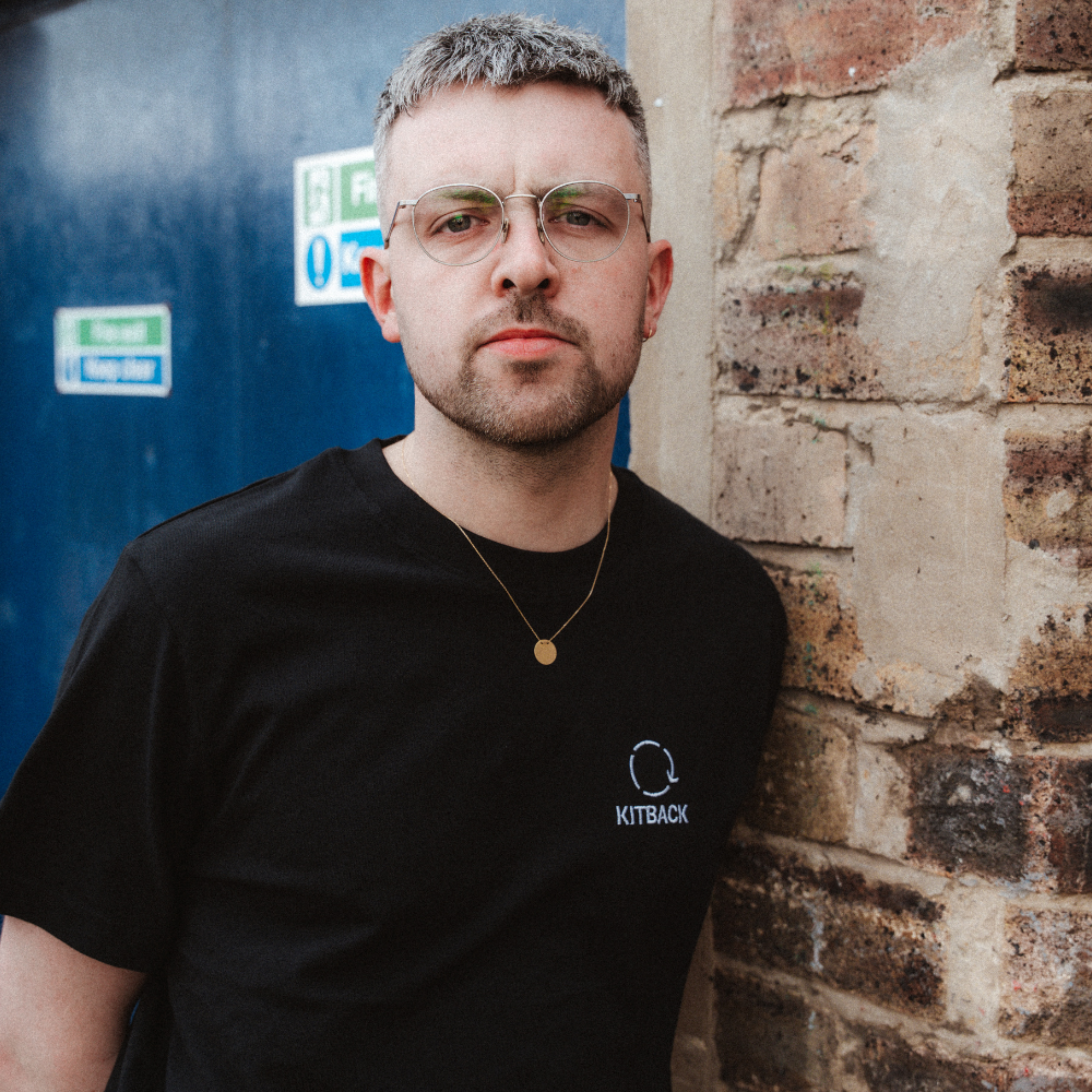 Kitback T-Shirt