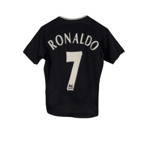 Man Utd 04-05 Away Shirt (Y 9-10) - Image 2